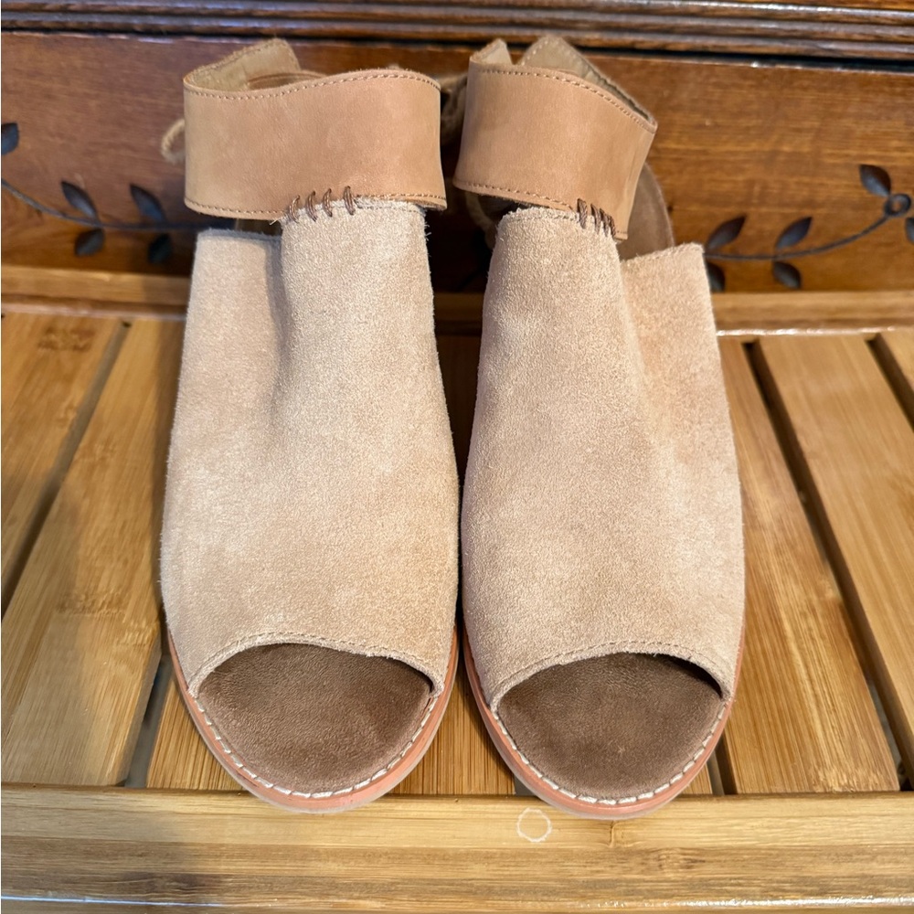 Toms sandals